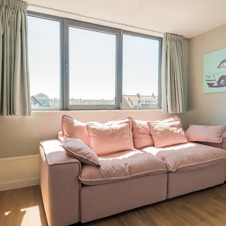 Holiday home Goudkust 3 'at Sea'