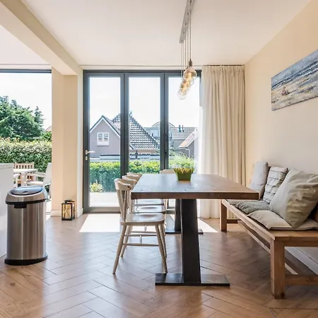 Goudkust 3 'at Sea' Holiday home Bergen