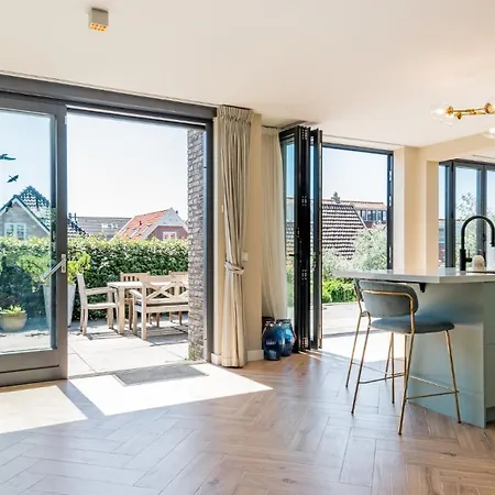 Goudkust 3 'at Sea' Holiday home