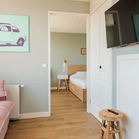 Goudkust 3 'at Sea' Holiday home *